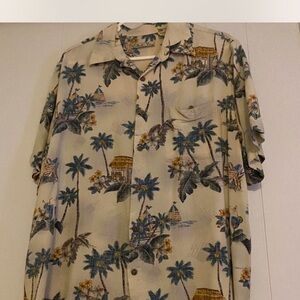 Tropical Print Short Sleeve Shirt
